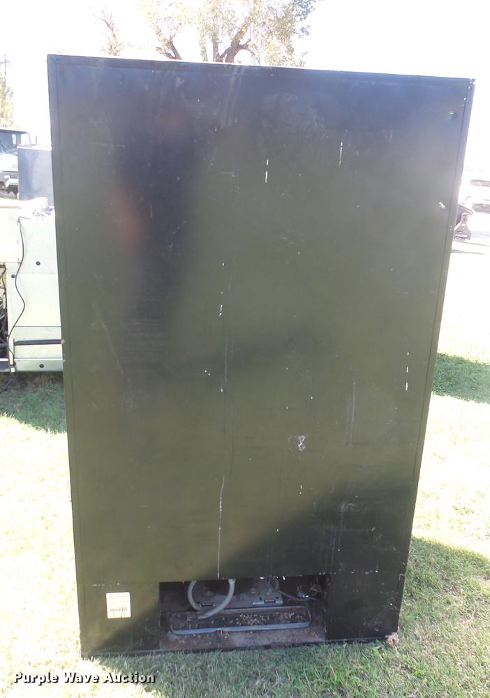 image for item ER9727 USI vending machine