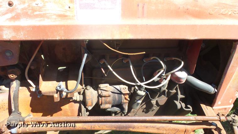 image for item ER9730 Ford tractor