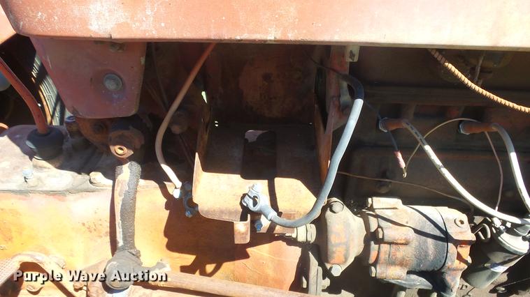 image for item ER9730 Ford tractor