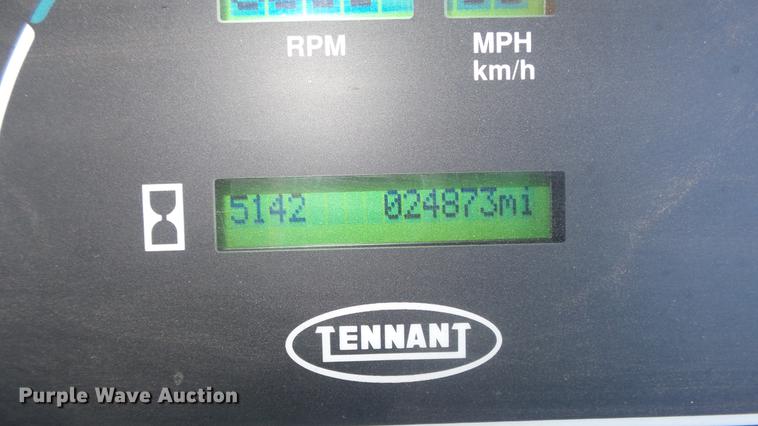 image for item ER9731 2002 Tennant 830-II sweeper