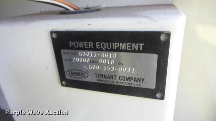 image for item ER9731 2002 Tennant 830-II sweeper