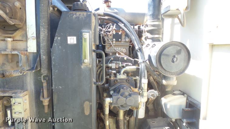 image for item ER9731 2002 Tennant 830-II sweeper