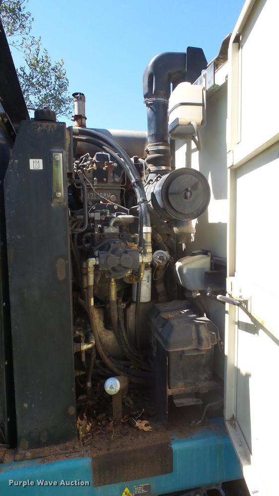 image for item ER9731 2002 Tennant 830-II sweeper