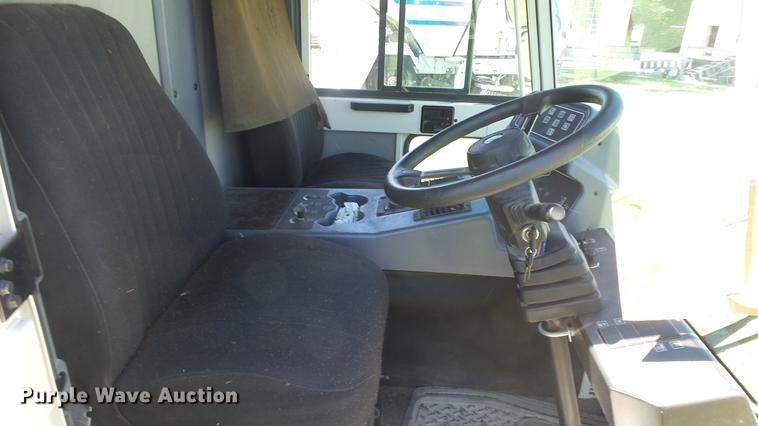 image for item ER9732 Tennant 830-II sweeper