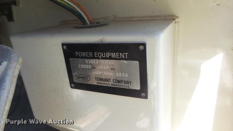 image for item ER9732 Tennant 830-II sweeper