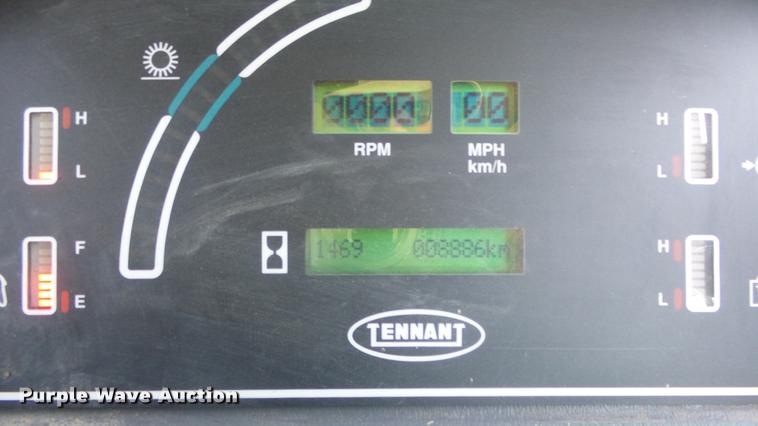 image for item ER9732 Tennant 830-II sweeper