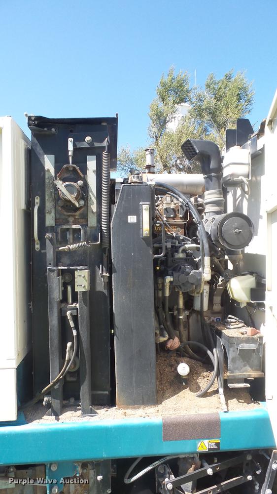 image for item ER9732 Tennant 830-II sweeper