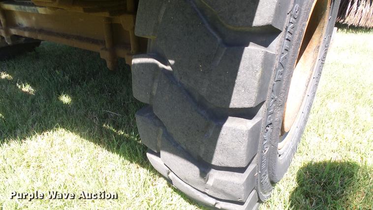 image for item ER9732 Tennant 830-II sweeper