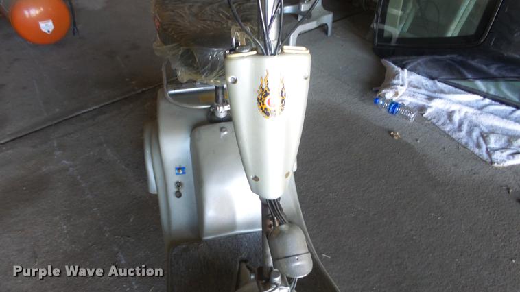 image for item ER9739 Scooter