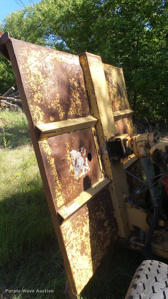 image for item ER9743 Ford 6610 tractor