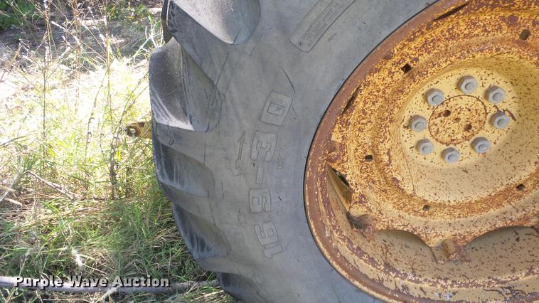 image for item ER9743 Ford 6610 tractor