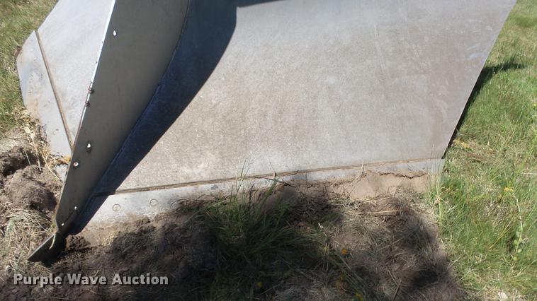 image for item ER9744 V-plow blade