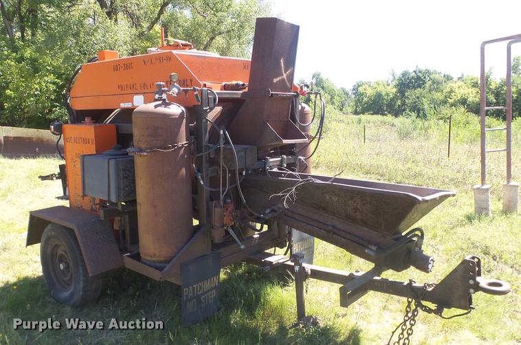 image for item ER9747 Western Industries 600 patch machine