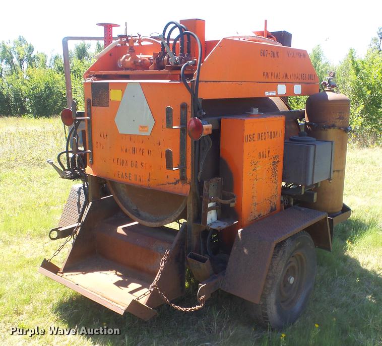 image for item ER9747 Western Industries 600 patch machine