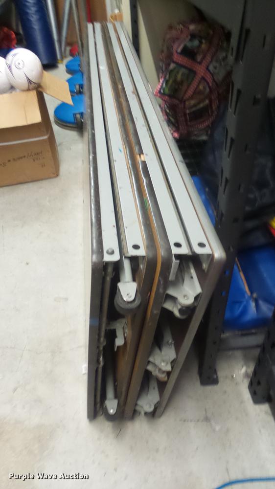 image for item ES9280 (2) folding tables