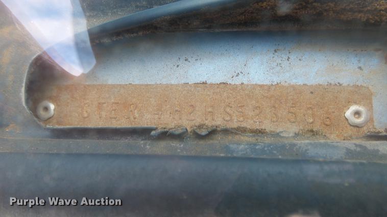 image for item ES9405 1987 GMC Sierra 1500 pickup truck