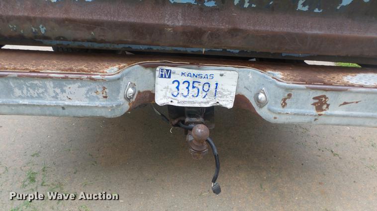 image for item ES9405 1987 GMC Sierra 1500 pickup truck