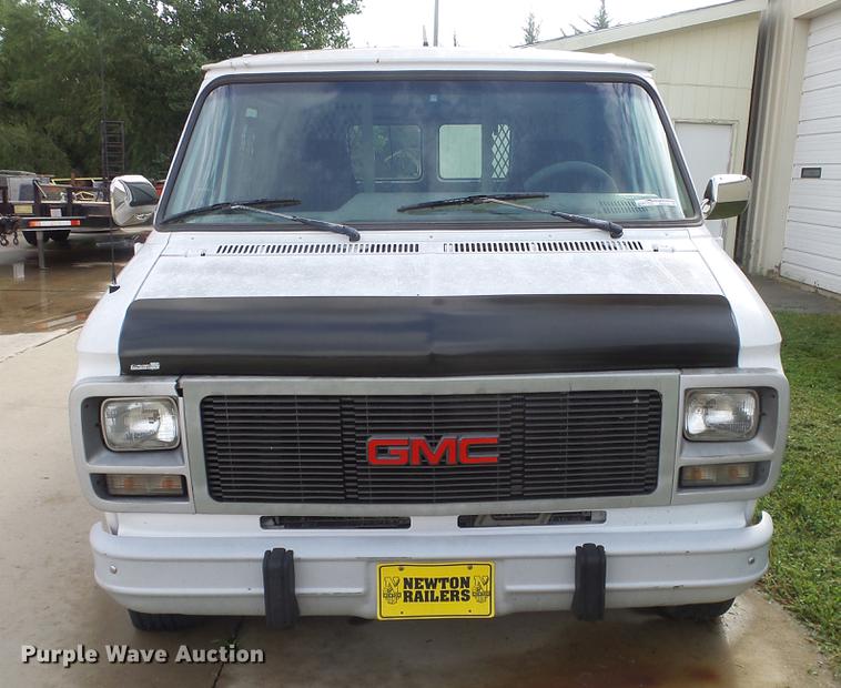 image for item ES9418 1995 GMC Vandura G1500 van