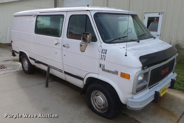 image for item ES9418 1995 GMC Vandura G1500 van