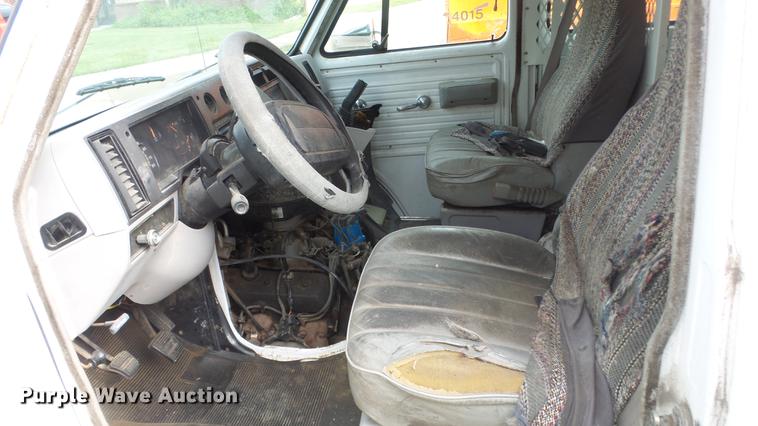 image for item ES9418 1995 GMC Vandura G1500 van