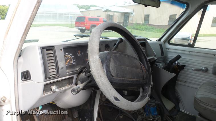 image for item ES9418 1995 GMC Vandura G1500 van