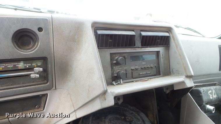 image for item ES9418 1995 GMC Vandura G1500 van