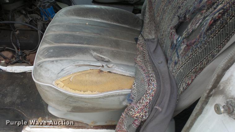 image for item ES9418 1995 GMC Vandura G1500 van