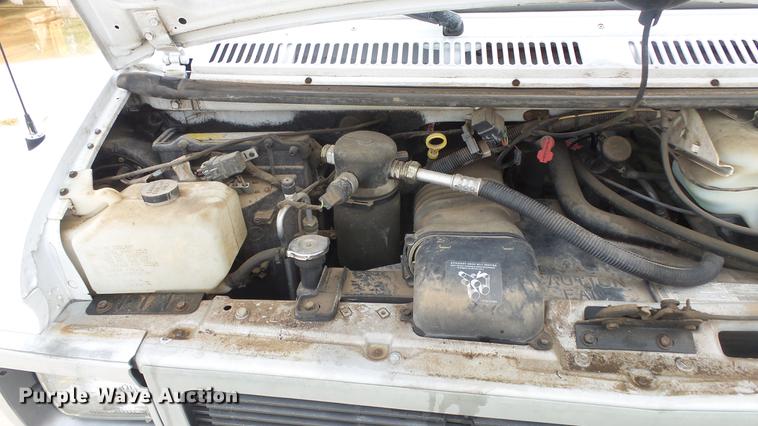 image for item ES9418 1995 GMC Vandura G1500 van