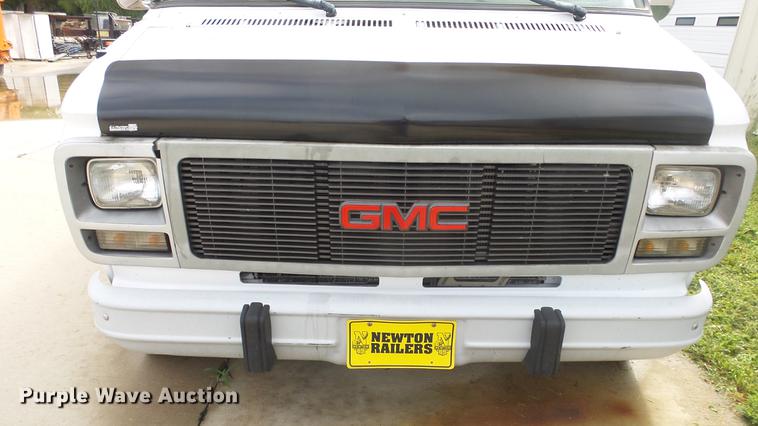 image for item ES9418 1995 GMC Vandura G1500 van