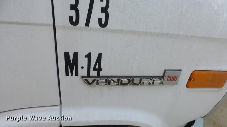 image for item ES9418 1995 GMC Vandura G1500 van