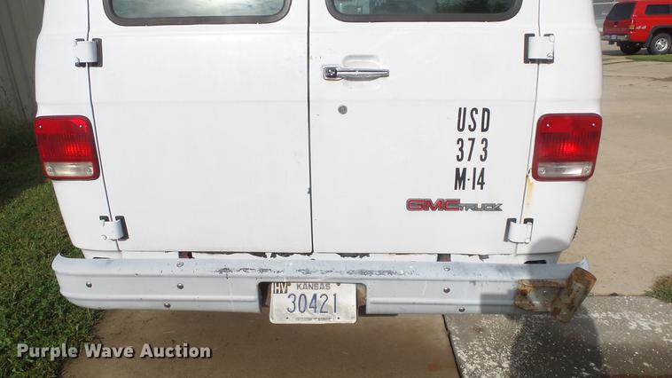 image for item ES9418 1995 GMC Vandura G1500 van