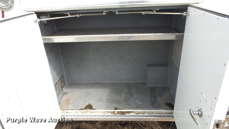 image for item ES9419 2000 Ford Econoline E450 Super Duty ambulance