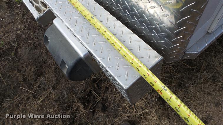 image for item ES9419 2000 Ford Econoline E450 Super Duty ambulance