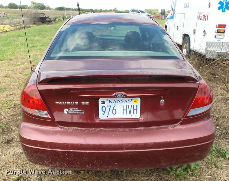 image for item ES9420 2006 Ford Taurus