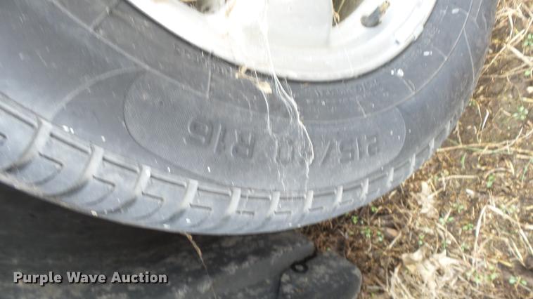 image for item ES9420 2006 Ford Taurus