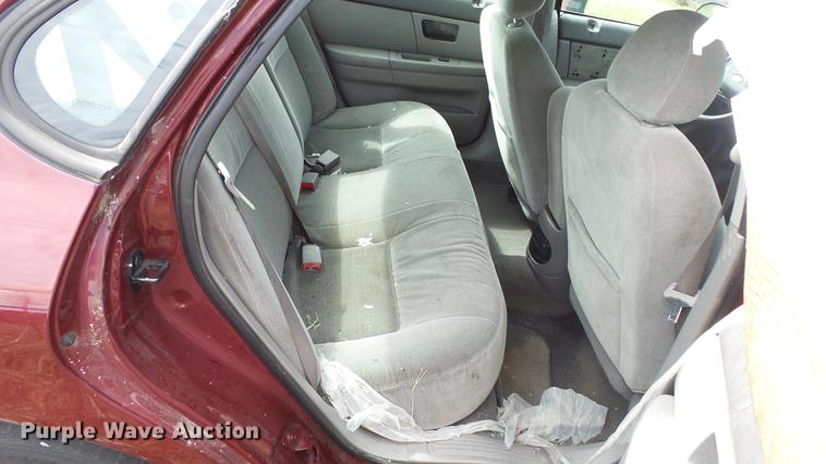 image for item ES9420 2006 Ford Taurus