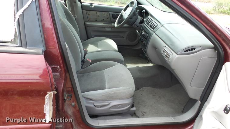 image for item ES9420 2006 Ford Taurus