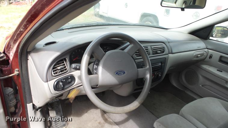 image for item ES9420 2006 Ford Taurus