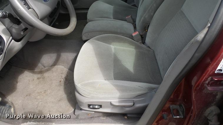 image for item ES9420 2006 Ford Taurus