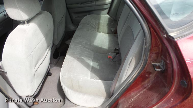 image for item ES9420 2006 Ford Taurus