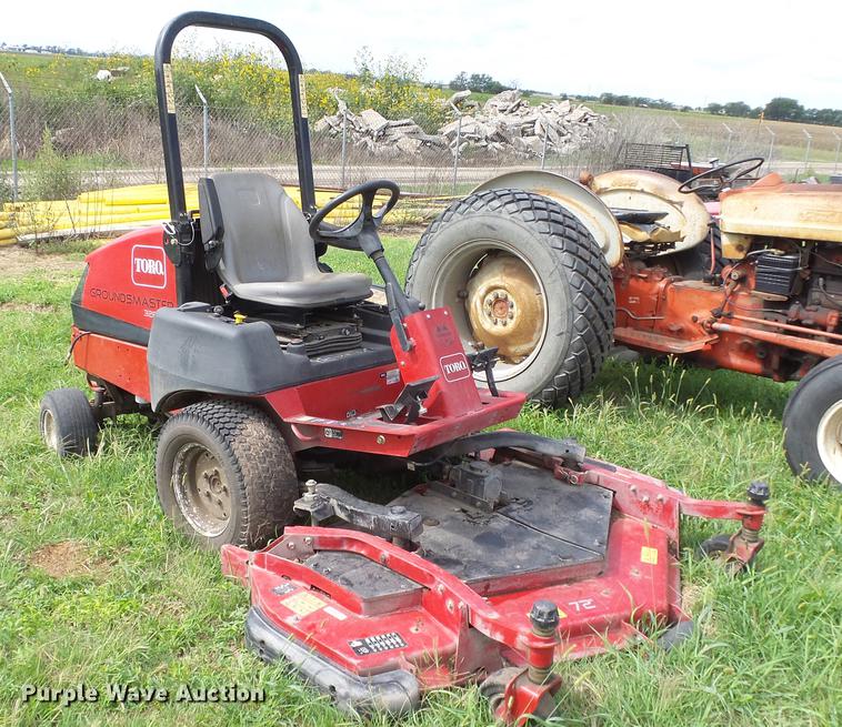 image for item ES9421 Toro Groundmaster 3280D ZTR lawn mower