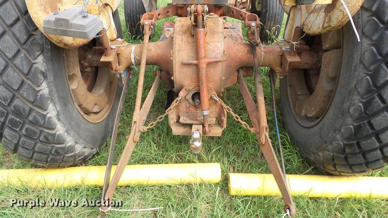 image for item ES9422 Ford 801 Powermaster tractor