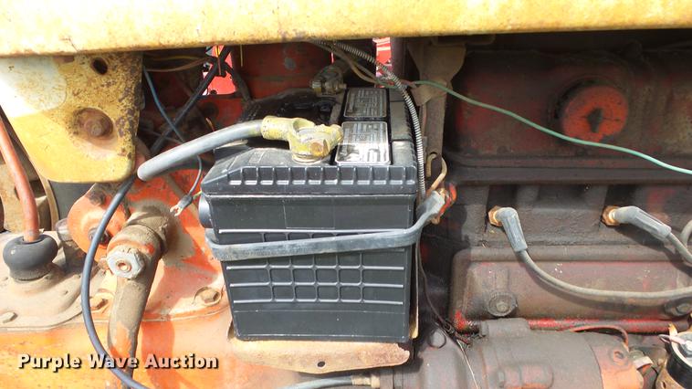 image for item ES9422 Ford 801 Powermaster tractor