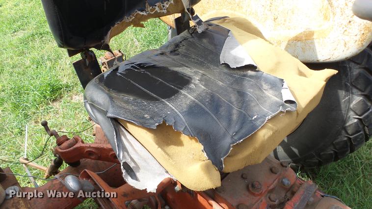 image for item ES9422 Ford 801 Powermaster tractor