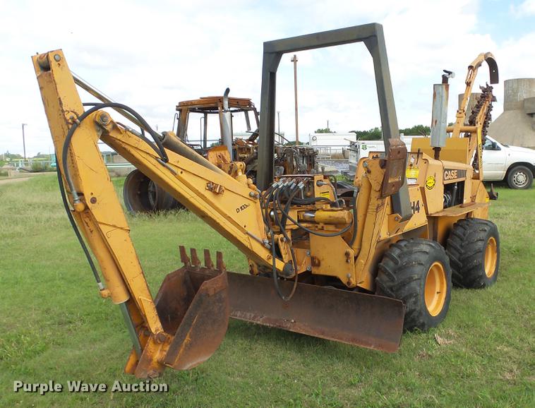image for item ES9425 Case DH4 trencher
