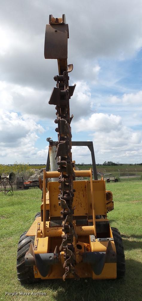 image for item ES9425 Case DH4 trencher