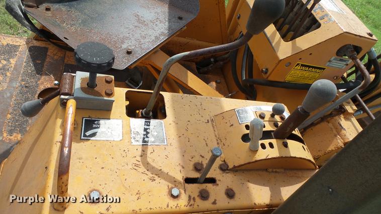 image for item ES9425 Case DH4 trencher