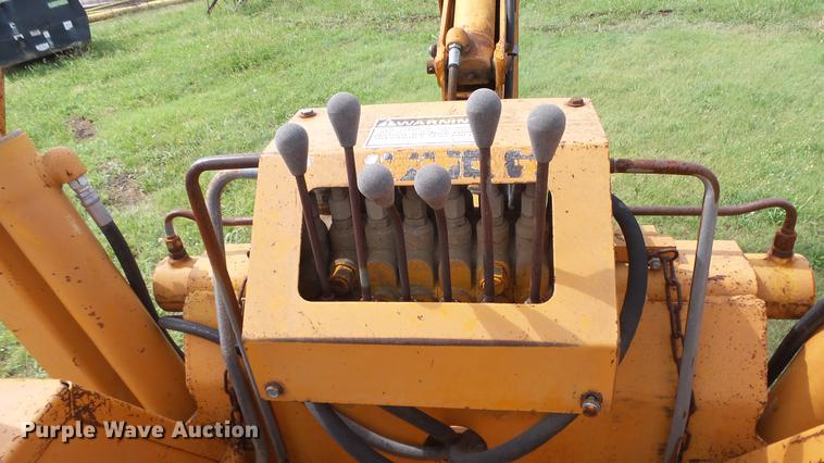 image for item ES9425 Case DH4 trencher