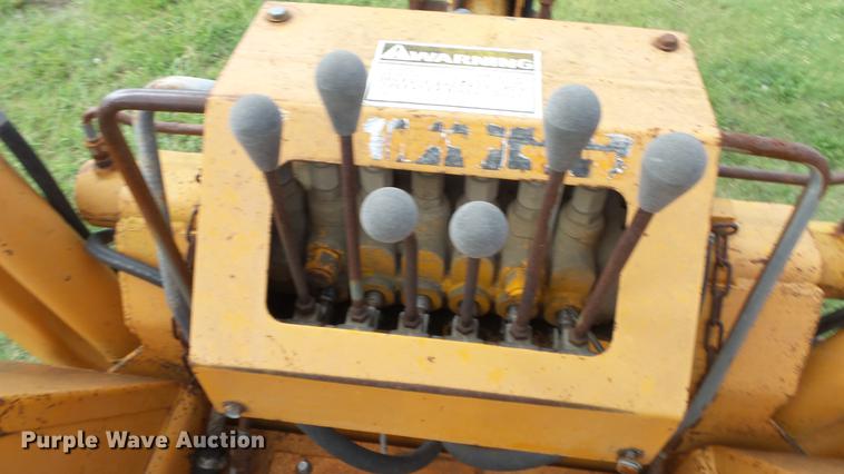 image for item ES9425 Case DH4 trencher