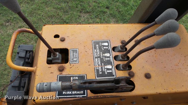 image for item ES9425 Case DH4 trencher